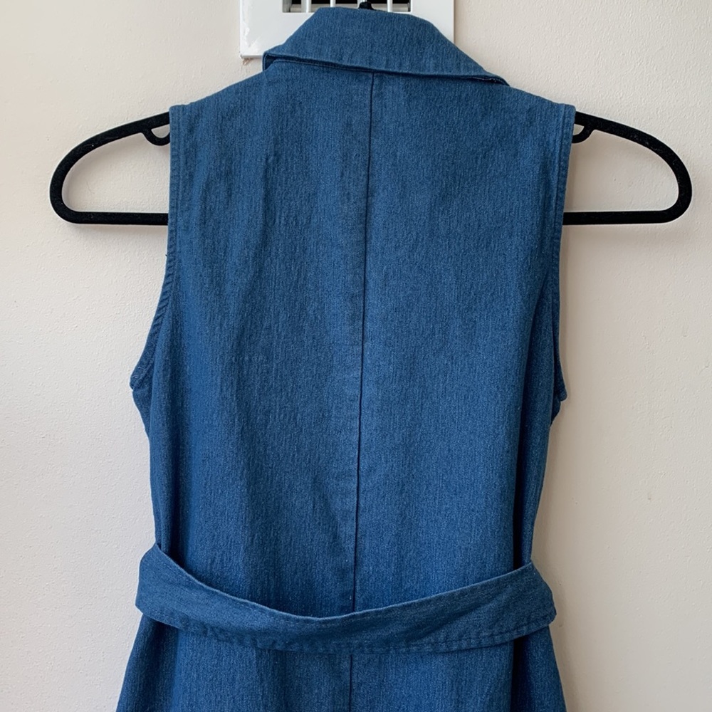 Stretchy Denim Button Down Dress with Waist Tie - Picture 5 of 12
